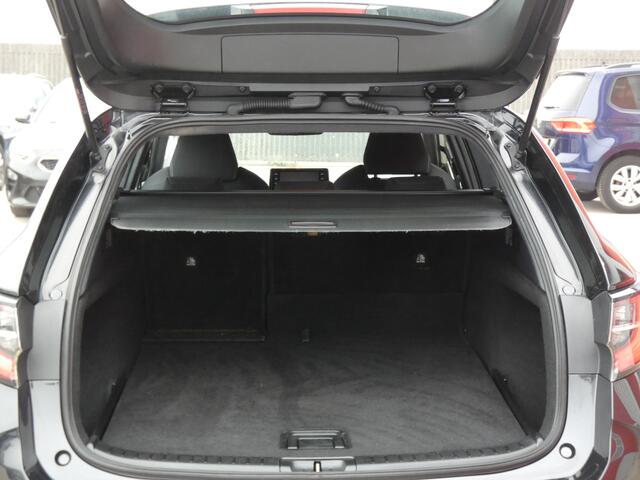 Toyota COROLLA Touring Sports 1.8 Hybrid First Edition/ lage km/ zeer mooi!