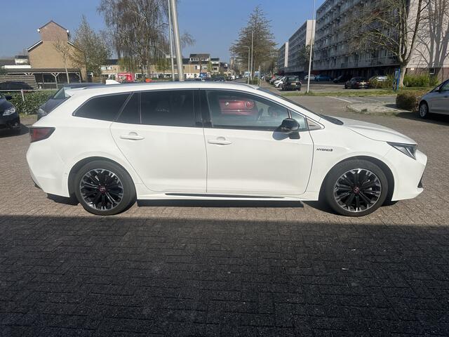 Toyota COROLLA Touring Sports 2.0 Hybrid GR-Sport
