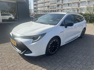 toyota-corolla-touring-sports-2.0-h
