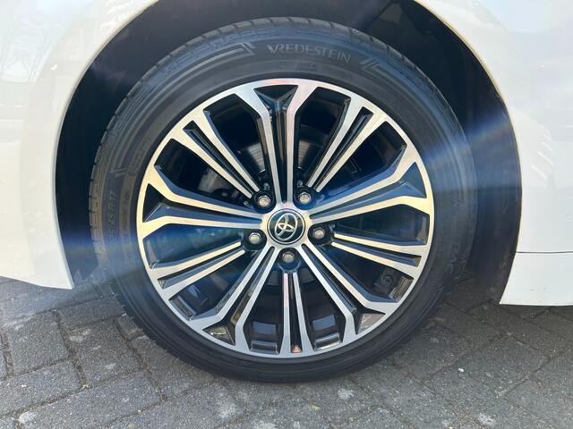 Toyota COROLLA 1.2 T DYNAMIC Nederlandse auto inclusief garantie!