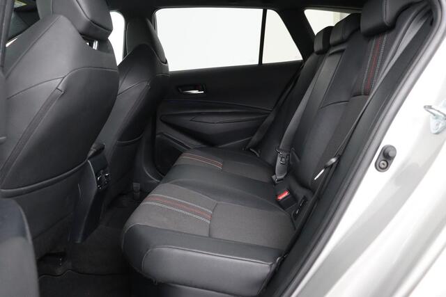 Toyota COROLLA 2.0 Hybrid GR-Sport | Stoelverwarming | Adaptive cruise | Carplay | Camera | Full LED | Keyless | Park Assist | Half leder | Sportstoelen