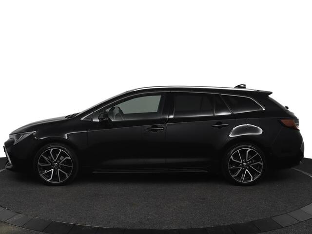 Toyota COROLLA Touring Sports 2.0 Hybrid Executive | Stoelverwarming | Trekhaak | Navigatie |