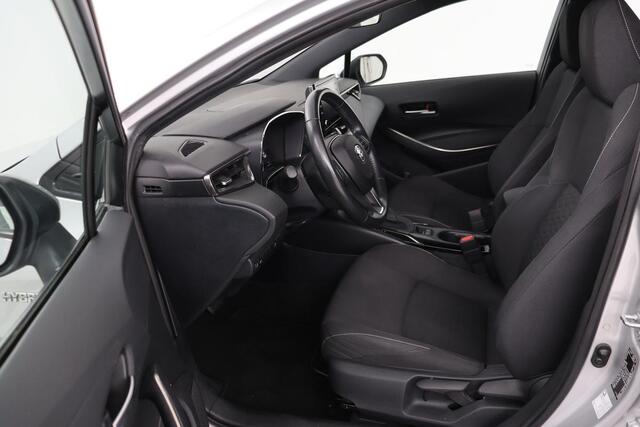 Toyota COROLLA 1.8 Hybrid Business | Carplay | Camera | Adaptive cruise | Full LED | DAB | Climate control | Bluetooth