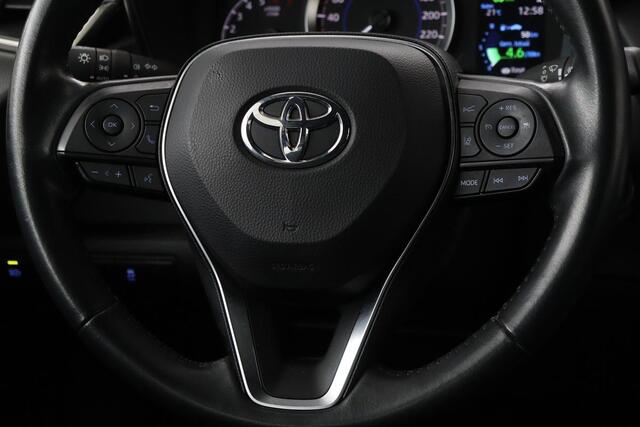 Toyota COROLLA 1.8 Hybrid Business | Carplay | Camera | Adaptive cruise | Full LED | DAB | Climate control | Bluetooth