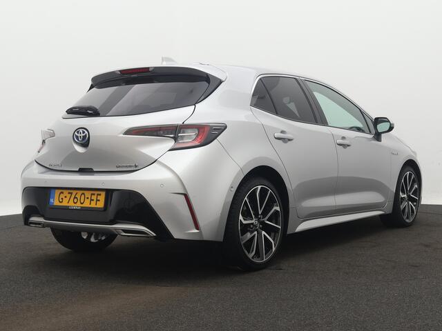 Toyota COROLLA 2.0 Hybrid Executive | JBL | Parkeersensoren | Navigatie | Camera | Climate Control | Dodehoek Ass. | Draadloze telefoonlader | Cruise Control Adaptief |