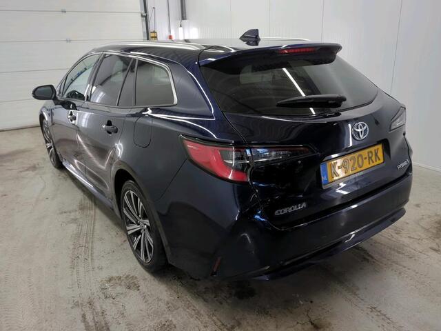 Toyota COROLLA Touring Sports 1.8 Hybrid Business Plus Aut. Navigatie Apple Carplay/Android Auto Camera Adaptive Cruise Control Full Ledkoplampen Stoelverwarming Lichtmetalen velgen Climate Control