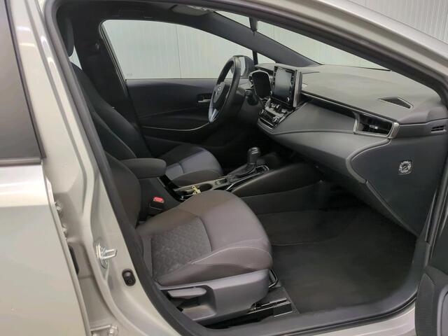 Toyota COROLLA Touring Sports 1.8 Hybrid Active Aut. Navigatie Apple Carplay/Android Auto Camera Adaptive Cruise Control Full Ledkoplampen Lichtmetalen velgen Climate Control
