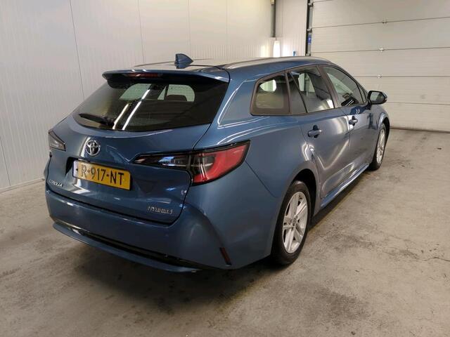 Toyota COROLLA Touring Sports 1.8 Hybrid Active Aut. Navigatie Apple Carplay/Android Auto Camera Adaptive Cruise Control Full Ledkoplampen Lichtmetalen velgen Climate Control