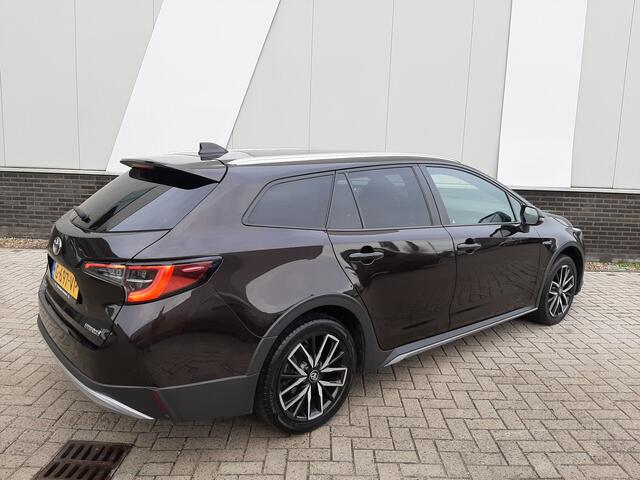 Toyota COROLLA Touring Sports 1.8 Hybrid TREK | Navi | Autom Achterklep | Alarm |