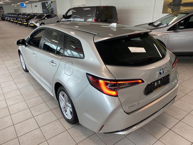 Toyota COROLLA Touring Sports 1.8 Hybrid Active Edition