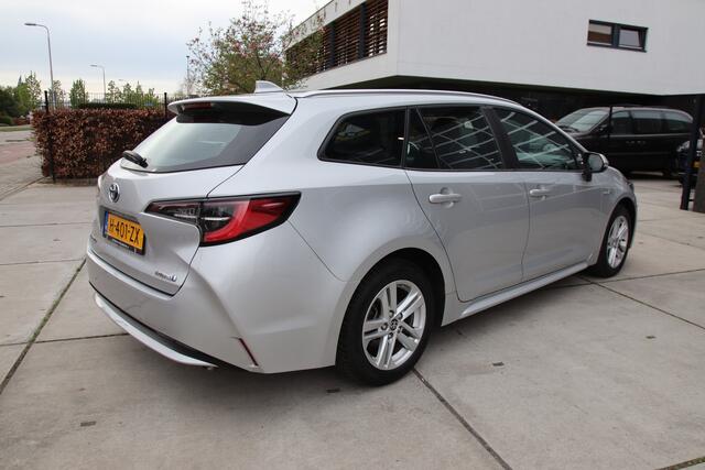 Toyota COROLLA Touring Sports 1.8 Hybrid Business Carplay-Camera, Clima, 1e eig, FULL LED Lente aanbieding!