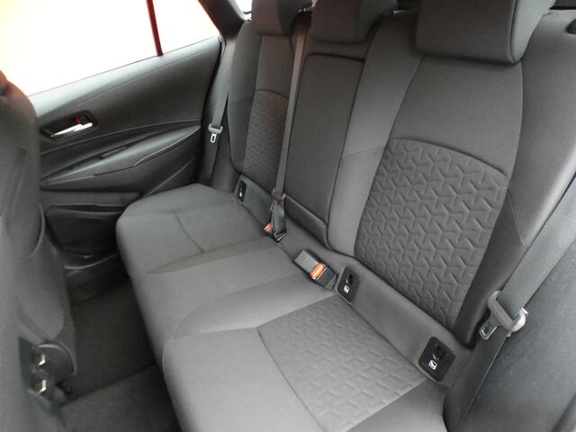 Toyota COROLLA Touring Sports 1.8 Hybrid Business Intro/ lage km/ compleet!