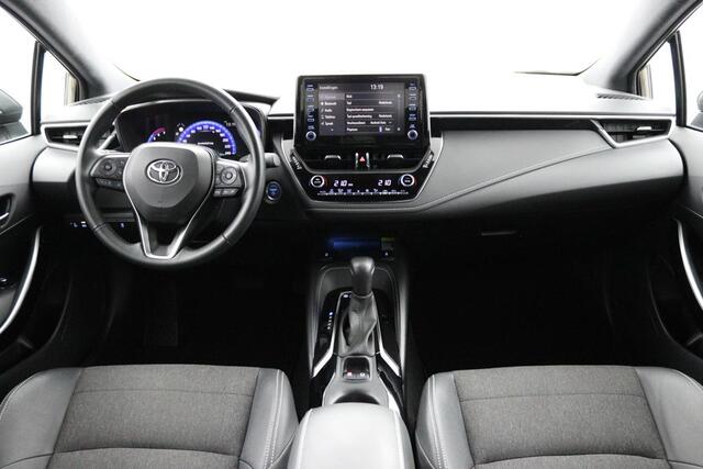 Toyota COROLLA 1.8 Hybrid Dynamic | Climate control | Halflederen bekleding | Parkeercamera | Keyless |