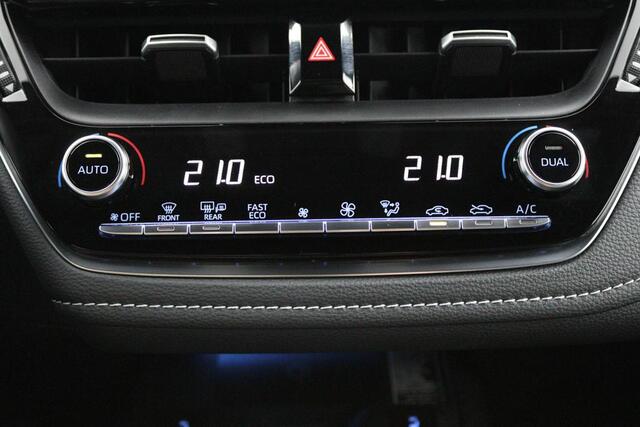 Toyota COROLLA 1.8 Hybrid Dynamic | Climate control | Halflederen bekleding | Parkeercamera | Keyless |