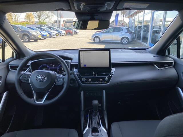 Toyota COROLLA Cross Hybrid 200 Style