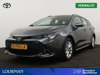 toyota-corolla-touring-sports-hybri