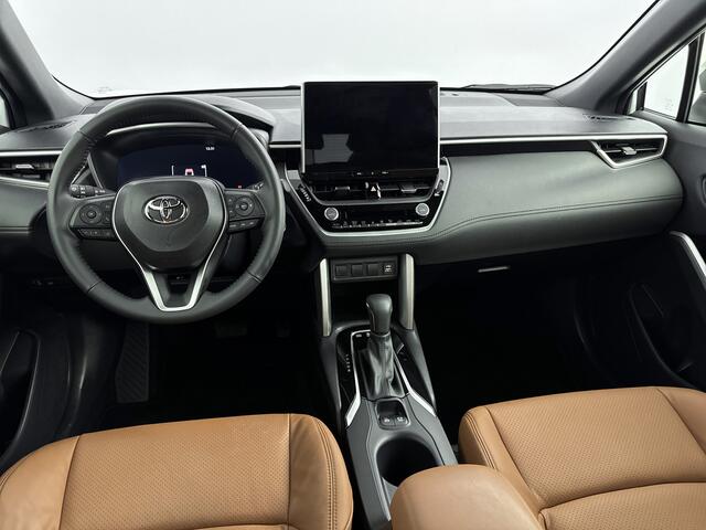 Toyota COROLLA Cross Hybrid 140 Active | Cognac leder interieur |