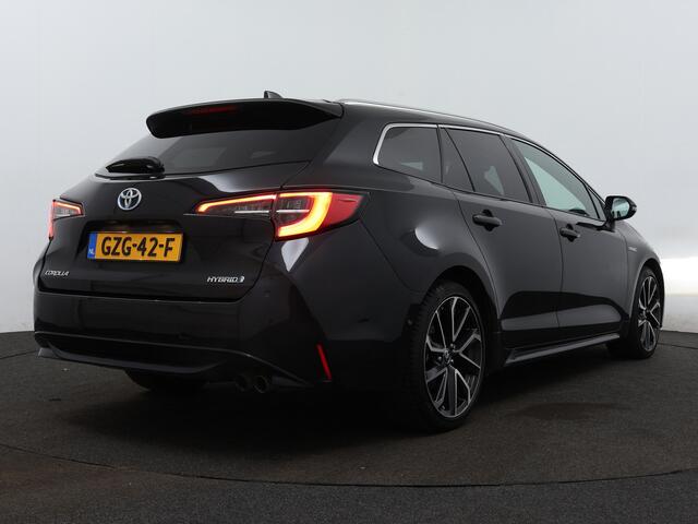Toyota COROLLA Touring Sports 2.0 Hybrid Executive | Panoramadak | Voorstoelen verwarmd | JJ