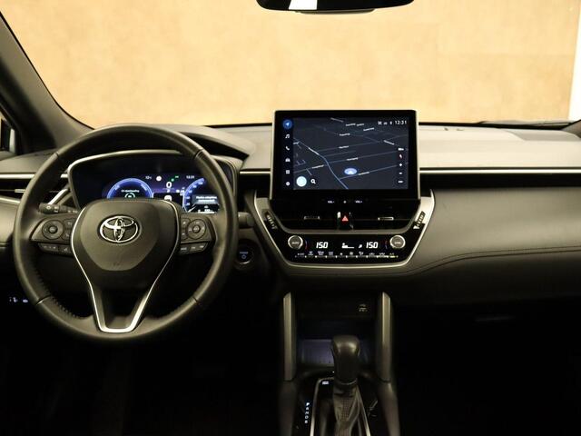 Toyota COROLLA Cross Hybrid 140 Dynamic - ORIGINEEL NEDERLANDSE AUTO - NAVIGATIE - 18 INCH LICHT METALEN VELGEN - KEYLESS ENTRY/ START - CLIMATE CONTROL - THUISKOMER RESERVEWIEL - ADAPTIEVE CRUISE CONTROL - ACHTERUITRIJCAMERA