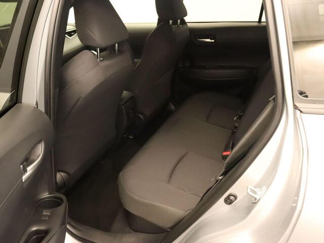 Toyota COROLLA Cross Hybrid 140 Dynamic - ORIGINEEL NEDERLANDSE AUTO - NAVIGATIE - 18 INCH LICHT METALEN VELGEN - KEYLESS ENTRY/ START - CLIMATE CONTROL - THUISKOMER RESERVEWIEL - ADAPTIEVE CRUISE CONTROL - ACHTERUITRIJCAMERA
