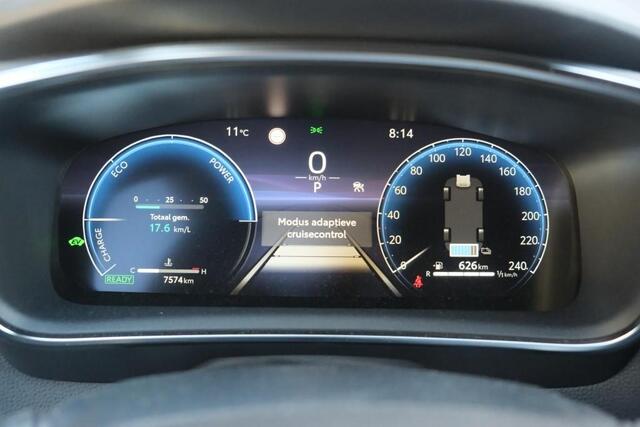 Toyota COROLLA 1.8 Hybrid 140pk CVT Touring Sports First Edition | Climate | Adaptive Cruise | Keyless | Camera | PDC | Elektrische Achterklep | Winter Pakket