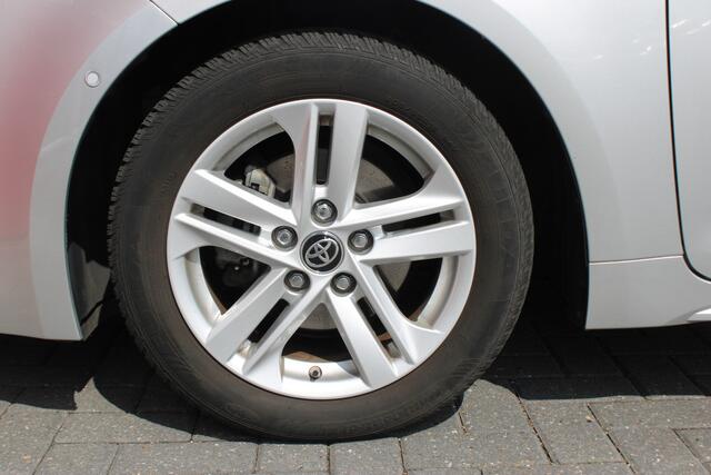 Toyota COROLLA 1.8 Hybrid Dynamic Limited