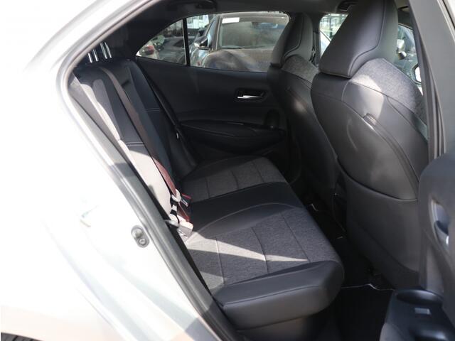Toyota COROLLA Hybrid 140 Dynamic I Navi I Keyless I Leder I Dodehoekdetectie