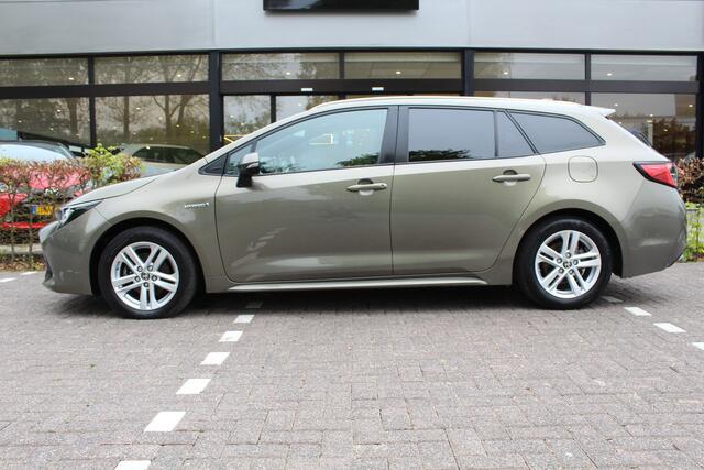 Toyota COROLLA Touring Sports 1.8 Hybrid Active Plus | Rijklaar | Apple/Android | Camera | Cruise | Clima | Stoel/Stuur-verwarming