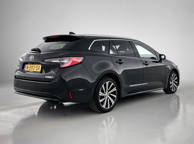 Toyota COROLLA Touring Sports 1.8 Hybrid Business Plus