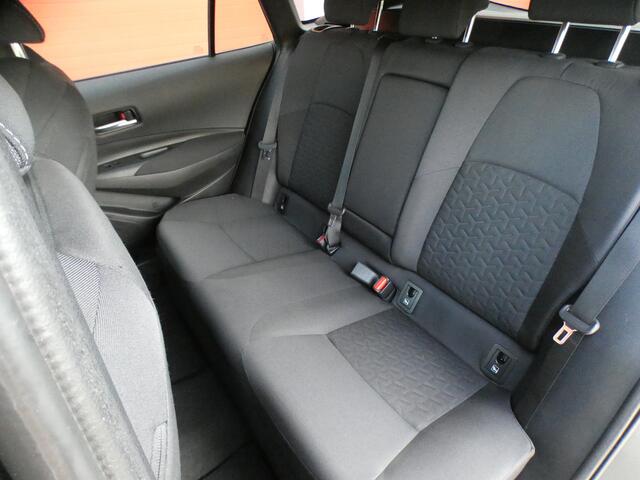 Toyota COROLLA Touring Sports 1.8 Hybrid Business Plus/ lage km/ zeer mooi!