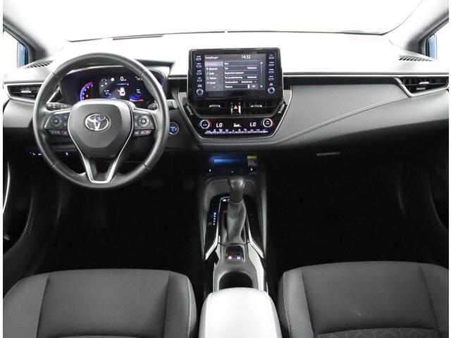 Toyota COROLLA Touring Sports 1.8 Hybrid Business Intro | Parkeer sensoren voor + achter | Navigatie | Stoelverwarming |