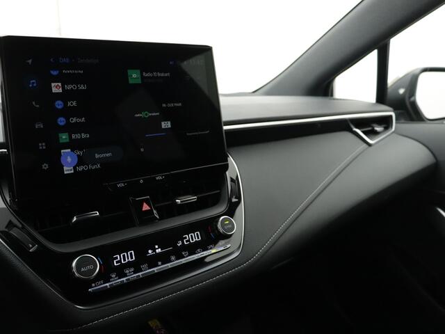 Toyota COROLLA Touring Sports Hybrid 140 Dynamic | Camera | Parkeersensoren | Navigatie | Climate Control | LM velgen | Stoelverwarming |