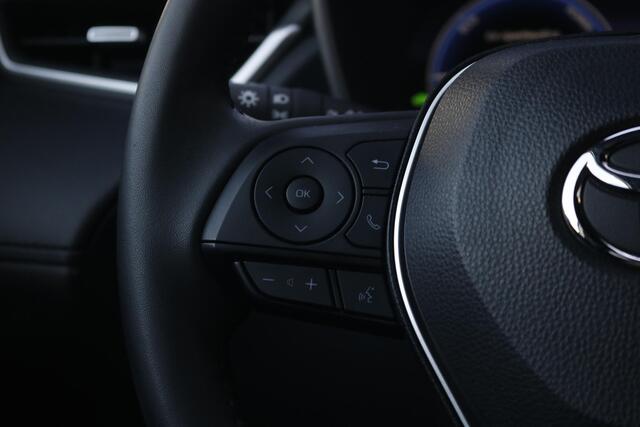 Toyota COROLLA Cross Hybrid 140 Style