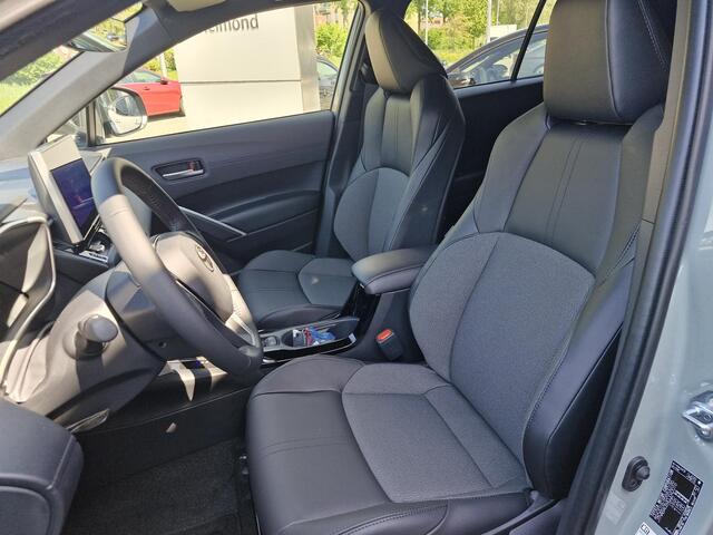 Toyota COROLLA Cross Hybrid 200 Style