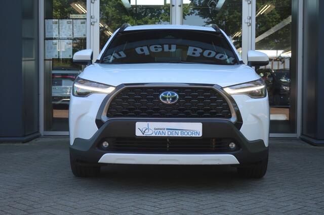 Toyota COROLLA 2.0 HYBRID, Apple Carplay/ Android Auto, LED, Clima, etc.