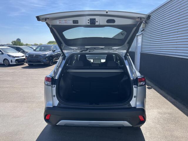 Toyota COROLLA Cross Hybrid 200 Dynamic Edition Navigatie, Achteruitrijcamera, Elek. achterklep, LED, LMV, Privacy glass, Smart Key, BTW Auto