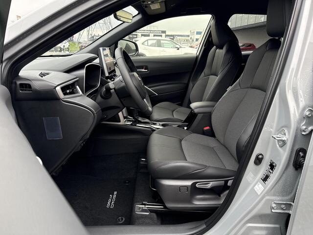 Toyota COROLLA Cross Hybrid 200 Style | NIEUWE AUTO | DIRECT LEVERBAAR |