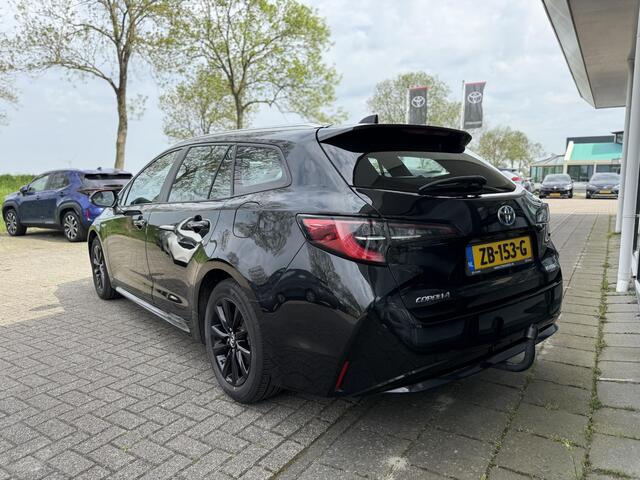 Toyota COROLLA Touring Sports 1.8 Hybrid Active Trekhaak | Camera | Navigatie