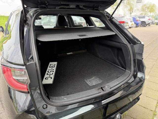 Toyota COROLLA Touring Sports 1.8 Hybrid Active Trekhaak | Camera | Navigatie