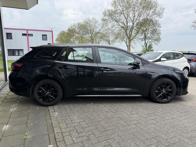Toyota COROLLA Touring Sports 1.8 Hybrid Active Trekhaak | Camera | Navigatie
