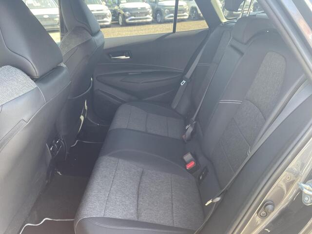 Toyota COROLLA Touring Sports 2.0 High Power Hybrid First Edition **PARKEERSENSOREN/ ELEKTRONISCHE ACHTERKLEP/ GARANTIE**