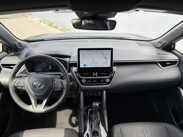 Toyota COROLLA Cross 2.0 High Power Hybrid Launch Edition / Adaptieve Cruise Contol / Stoelverwarming / Lederen Bekleding / Airco / Apple Carplay/Android Auto / Elektrisch glazen panorama-dak /