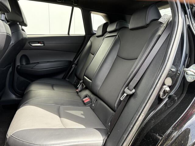 Toyota COROLLA Cross 2.0 High Power Hybrid Launch Edition / Adaptieve Cruise Contol / Stoelverwarming / Lederen Bekleding / Airco / Apple Carplay/Android Auto / Elektrisch glazen panorama-dak /