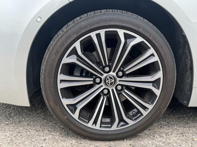 Toyota COROLLA Touring Sports 2.0 Hybrid Executive // 180 PK!! // NAVI // CAMERA // CLIMA // ADAPTIVE CRUISE //
