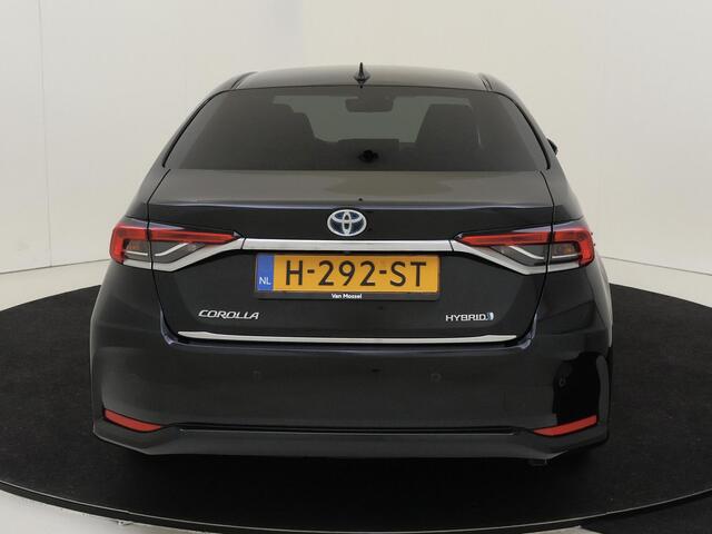 Toyota COROLLA 1.8 Hybrid Business Plus Navigatie | Climate Control | Camera | Bluetooth | Lichtmetalen Velgen | 1ste Eigenaar