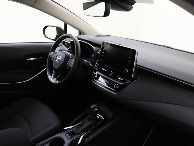 Toyota COROLLA 1.8 Hybrid Business Plus Navigatie | Climate Control | Camera | Bluetooth | Lichtmetalen Velgen | 1ste Eigenaar