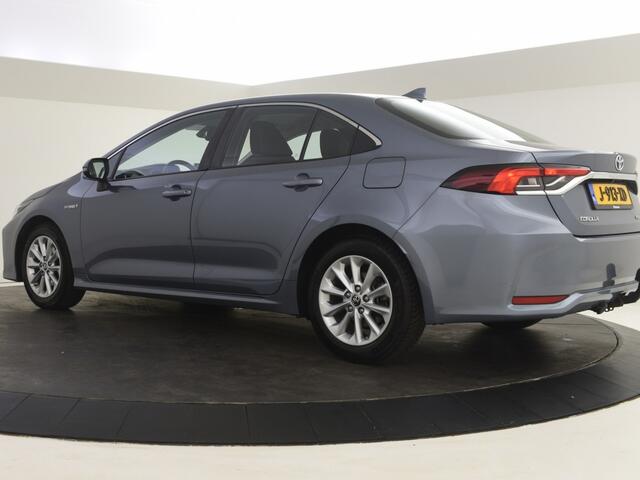 Toyota COROLLA 1.8 Hybrid Active | Navigatie | Trekhaak | Apple & Android Carpl