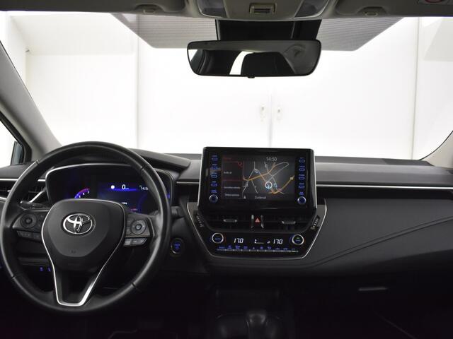 Toyota COROLLA 1.8 Hybrid Active | Navigatie | Trekhaak | Apple & Android Carpl