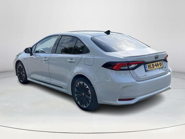 Toyota COROLLA 1.8 Hybrid GR-Sport | Navigatie | Apple CarPlay/Android auto | Achteruitrijcamera | Stoelverwarming