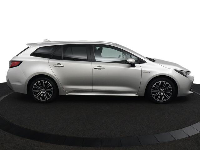 Toyota COROLLA Touring Sports 2.0 Hybrid Business Plus | Stoelverwarming | Draadloos Telefoonlader | Keyless Entry |